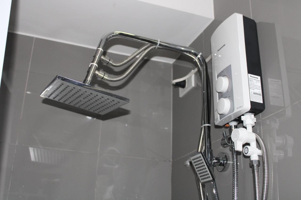 Stylish&Comfort Unit With Balcony In Air Makati Makati City ภายนอก รูปภาพ