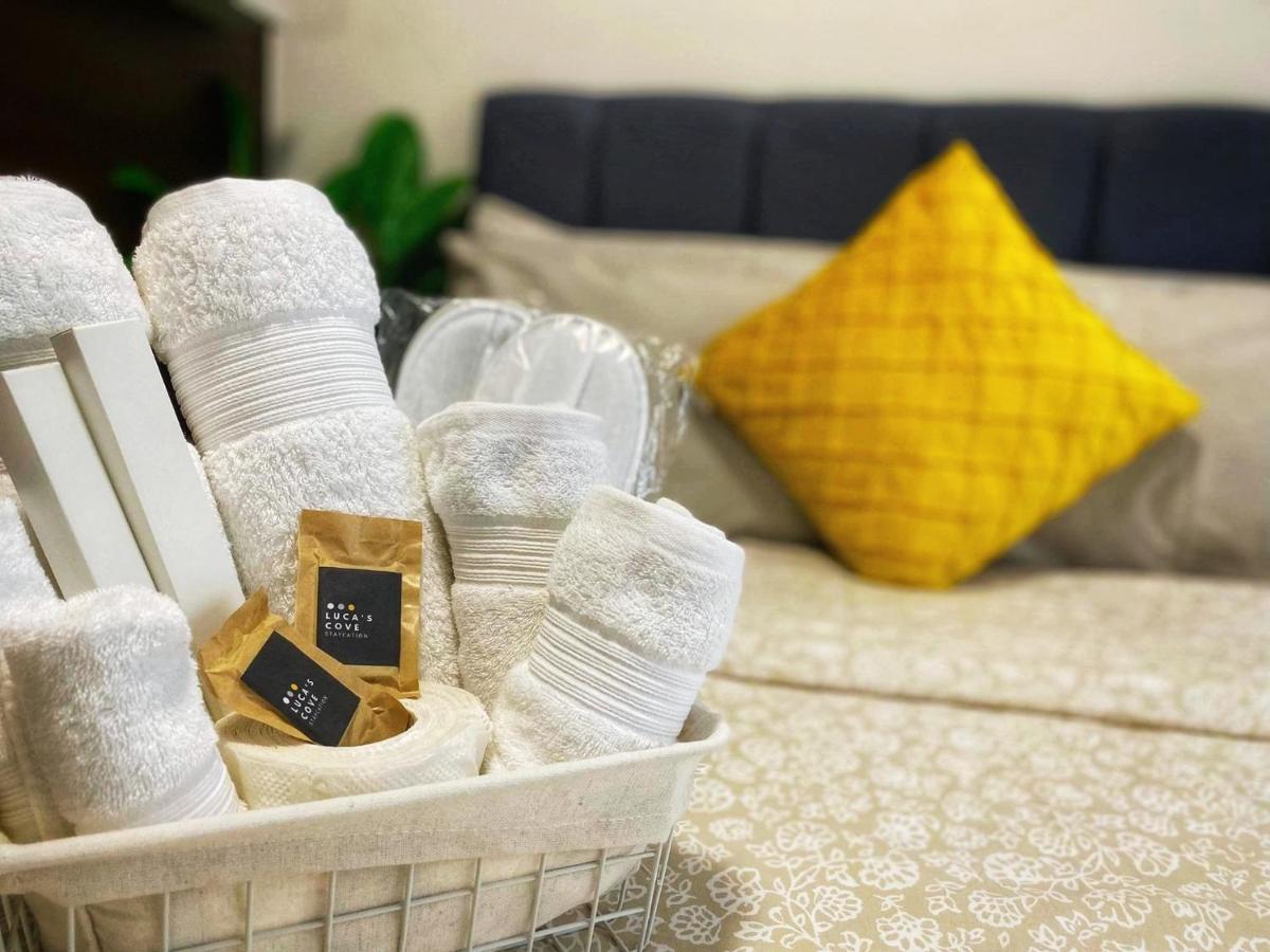 Stylish&Comfort Unit With Balcony In Air Makati Makati City ภายนอก รูปภาพ