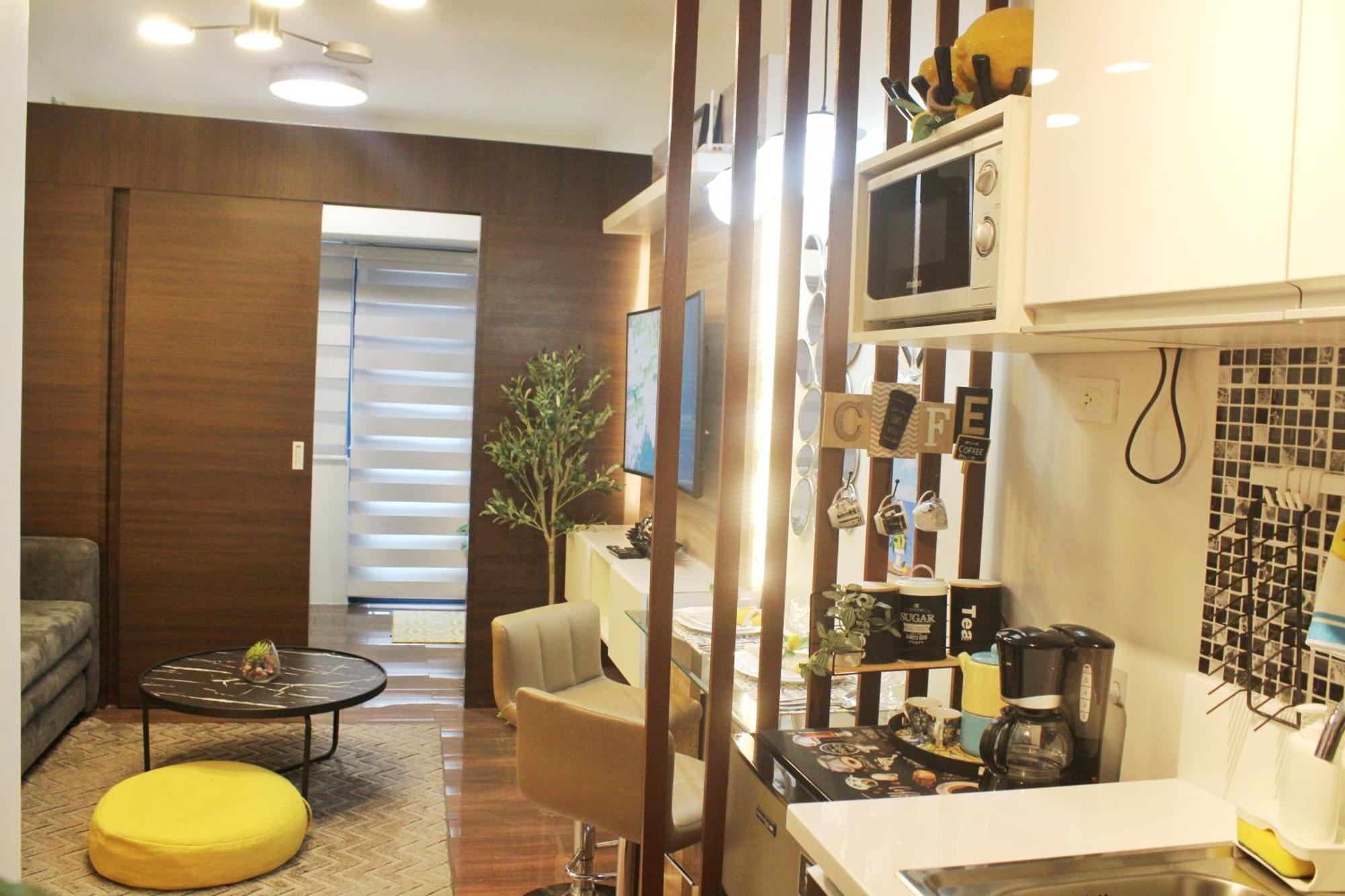 Stylish&Comfort Unit With Balcony In Air Makati Makati City ภายนอก รูปภาพ