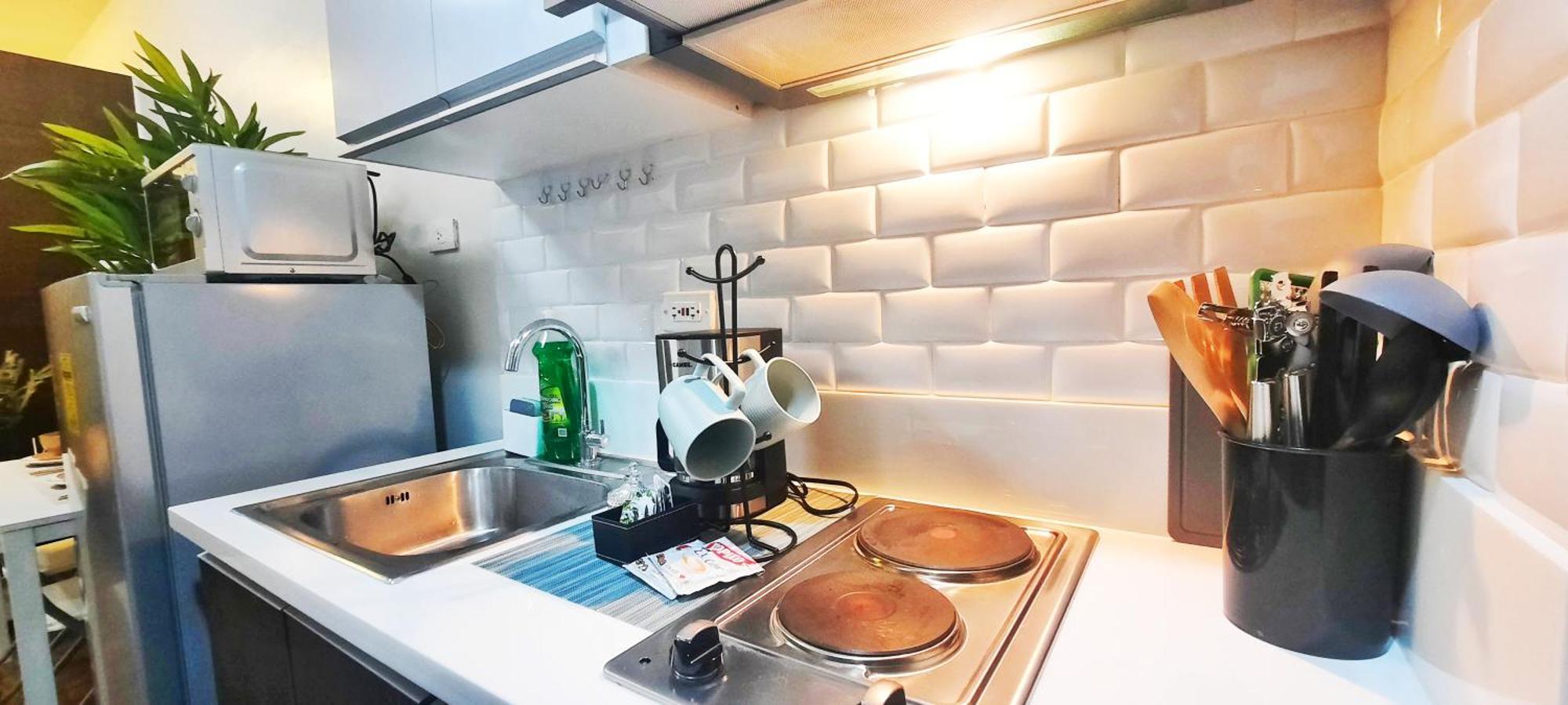 Stylish&Comfort Unit With Balcony In Air Makati Makati City ภายนอก รูปภาพ