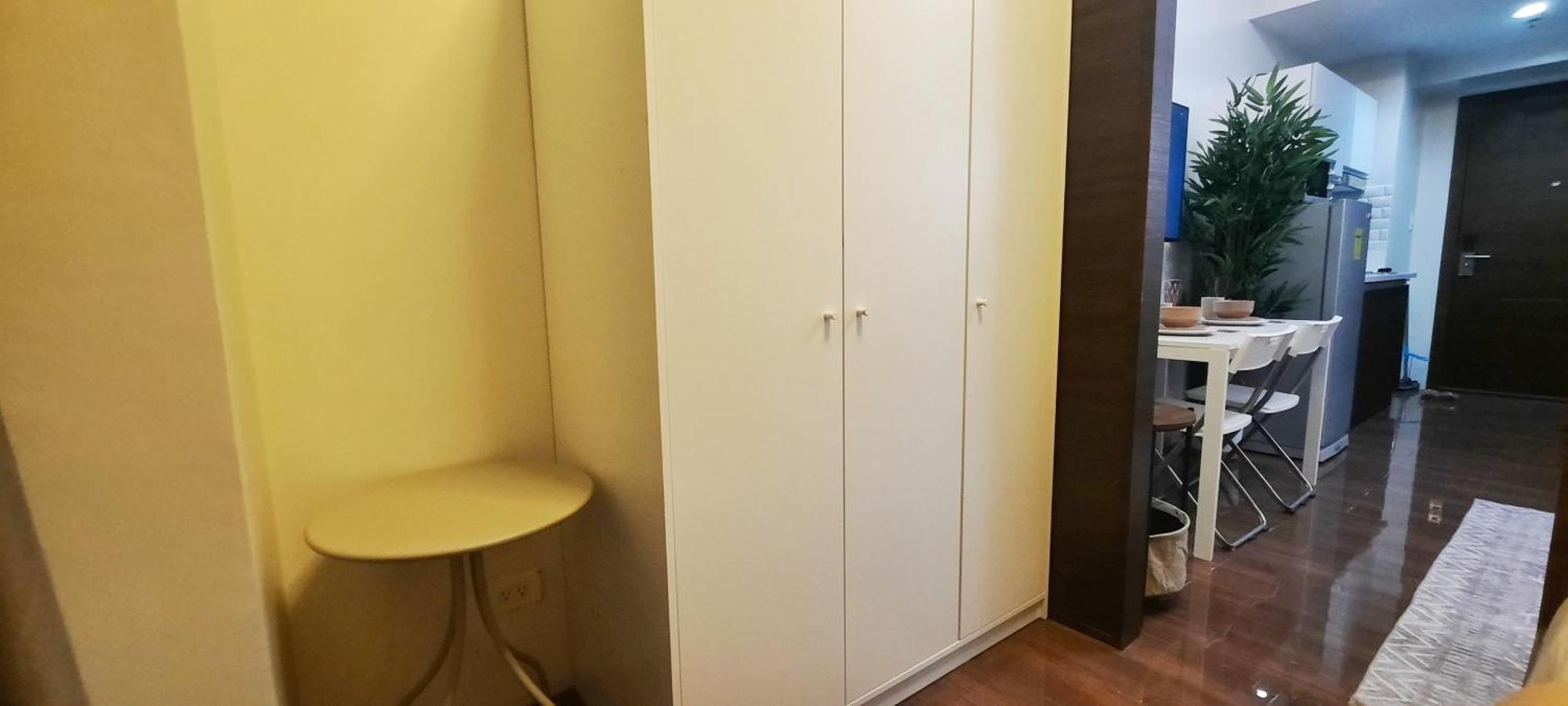 Stylish&Comfort Unit With Balcony In Air Makati Makati City ภายนอก รูปภาพ